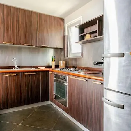 Sea View Terrace Sunset-private Parking بيت للعطل *