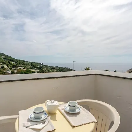 Sea View Terrace Sunset-private Parking Сasa de vacaciones Anacapri (Isola di Capri)